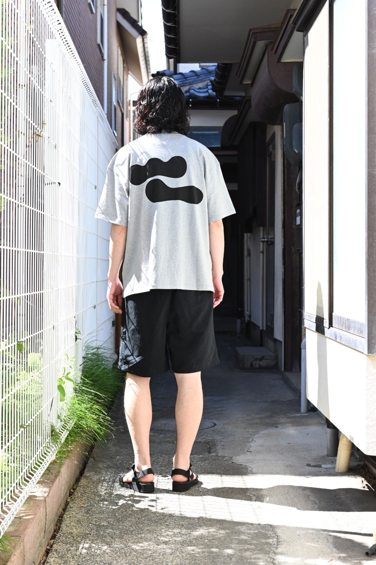 wonderland - Two tuck short pants [BLACK]