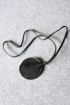 VU - neck key holder