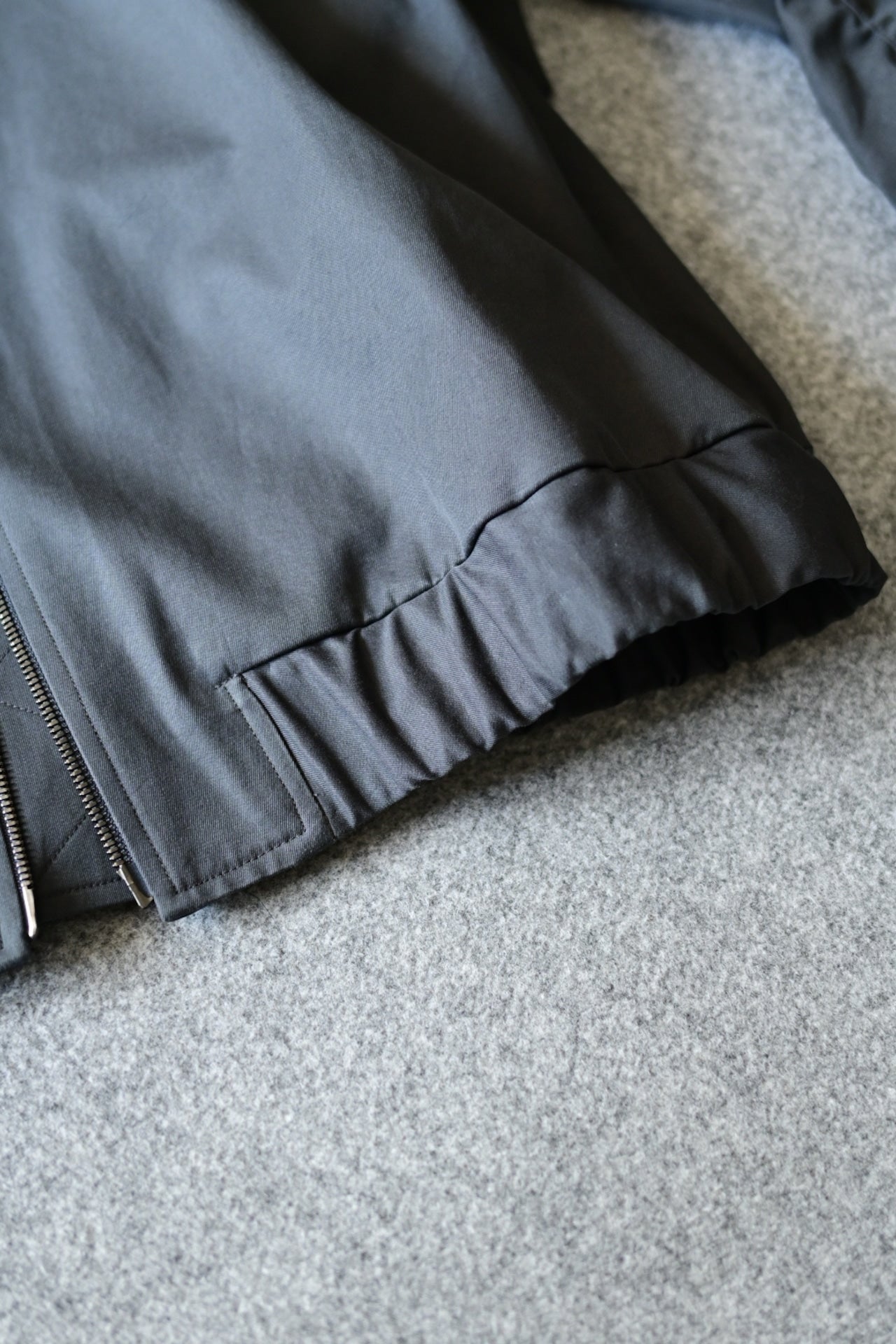 VU - short flight blouson [GRAPHITE]
