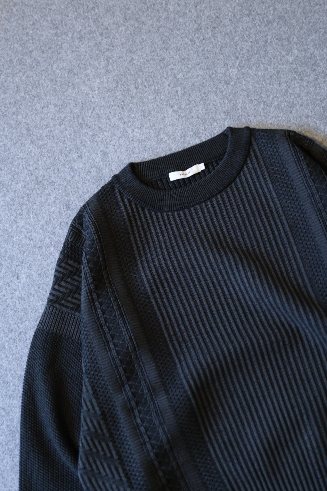 YASHIKI - Yukishiro Knit [BLACK]