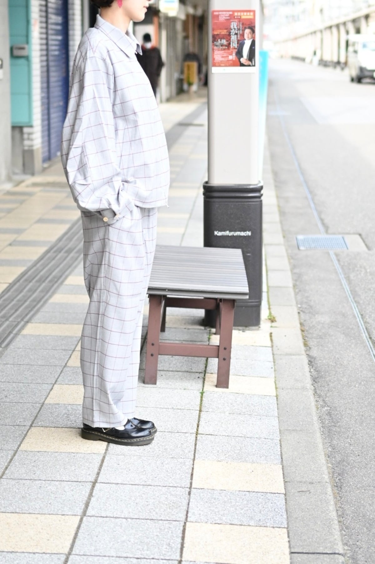 wonderland  - Two Tuck Check Pants