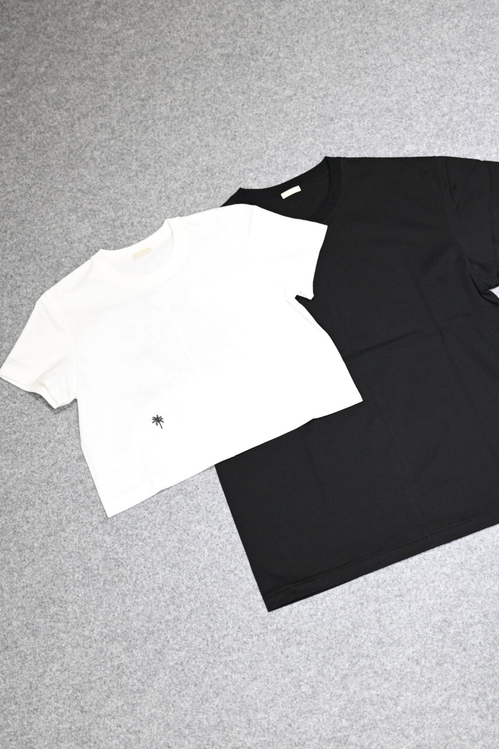 phebus  - TWO BIRDS T-SHIRT [BLACK]