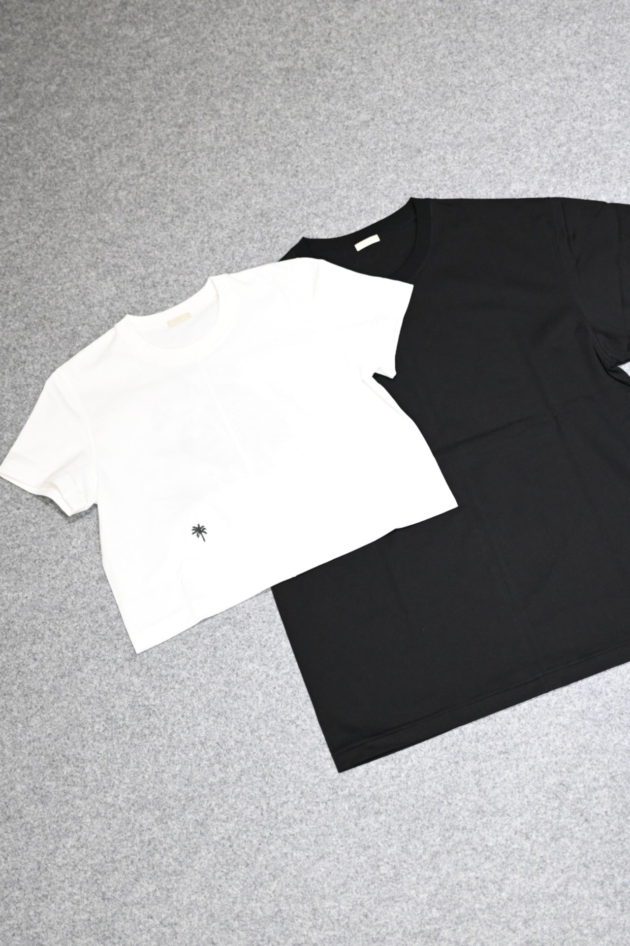 phebus - TWO BIRDS T-SHIRT [BLACK]