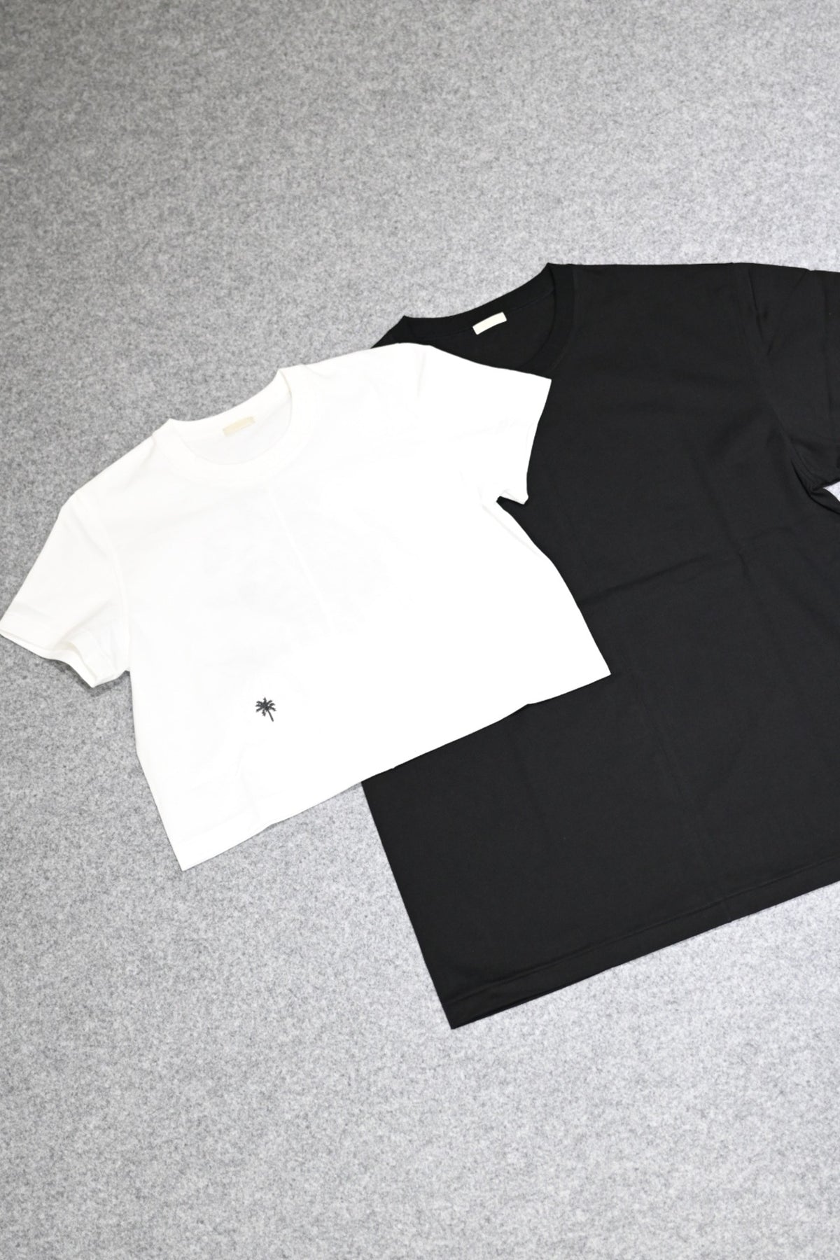 phebus  - TWO BIRDS T-SHIRT [BLACK]