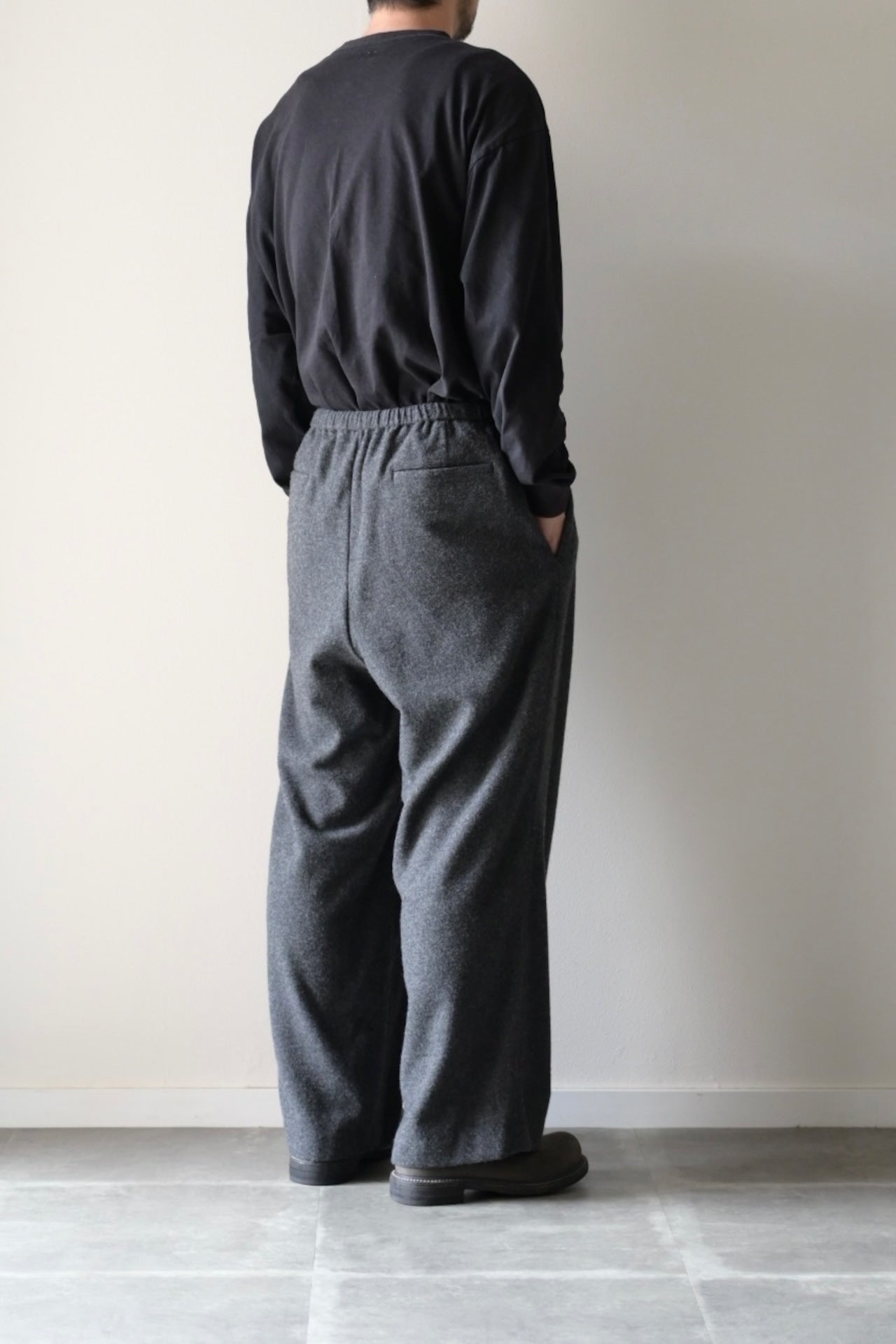 Blanc YM - CASHMERE WIDE PANTS [CHARCOAL GRAY]