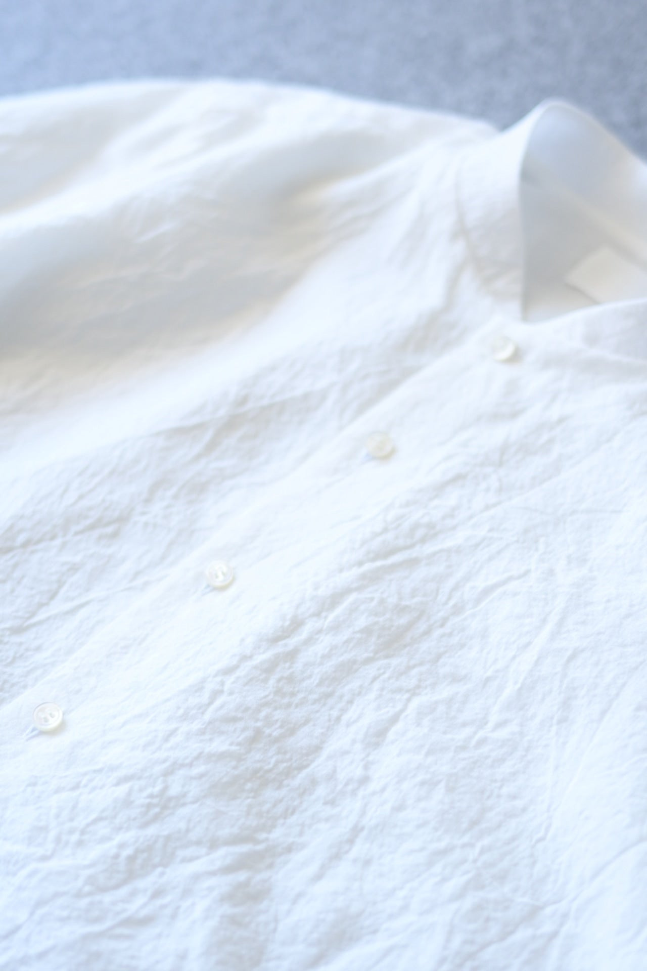 山内 - 塩縮加工ラミーシャンブレーシャツ 羽襟無し [white]