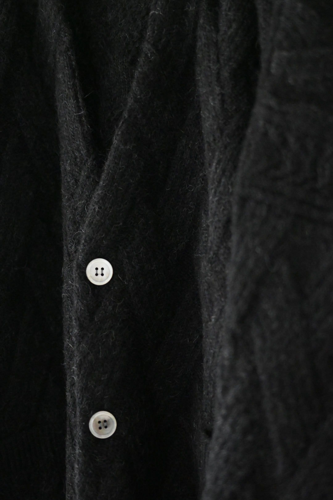 YASHIKI - Ochiba mohair Cardigan [BLACK]