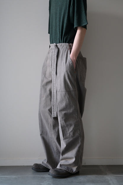 phebus - SULFUR DYE DENIM BELTED PANTS [GRAY]