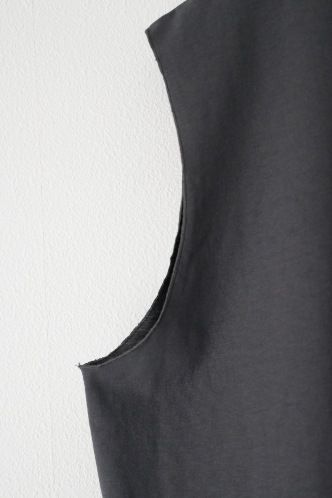 phebus (フィーバス) - COTTON JERSEY SLEEVELESS SHIRT [CHARCOAL]