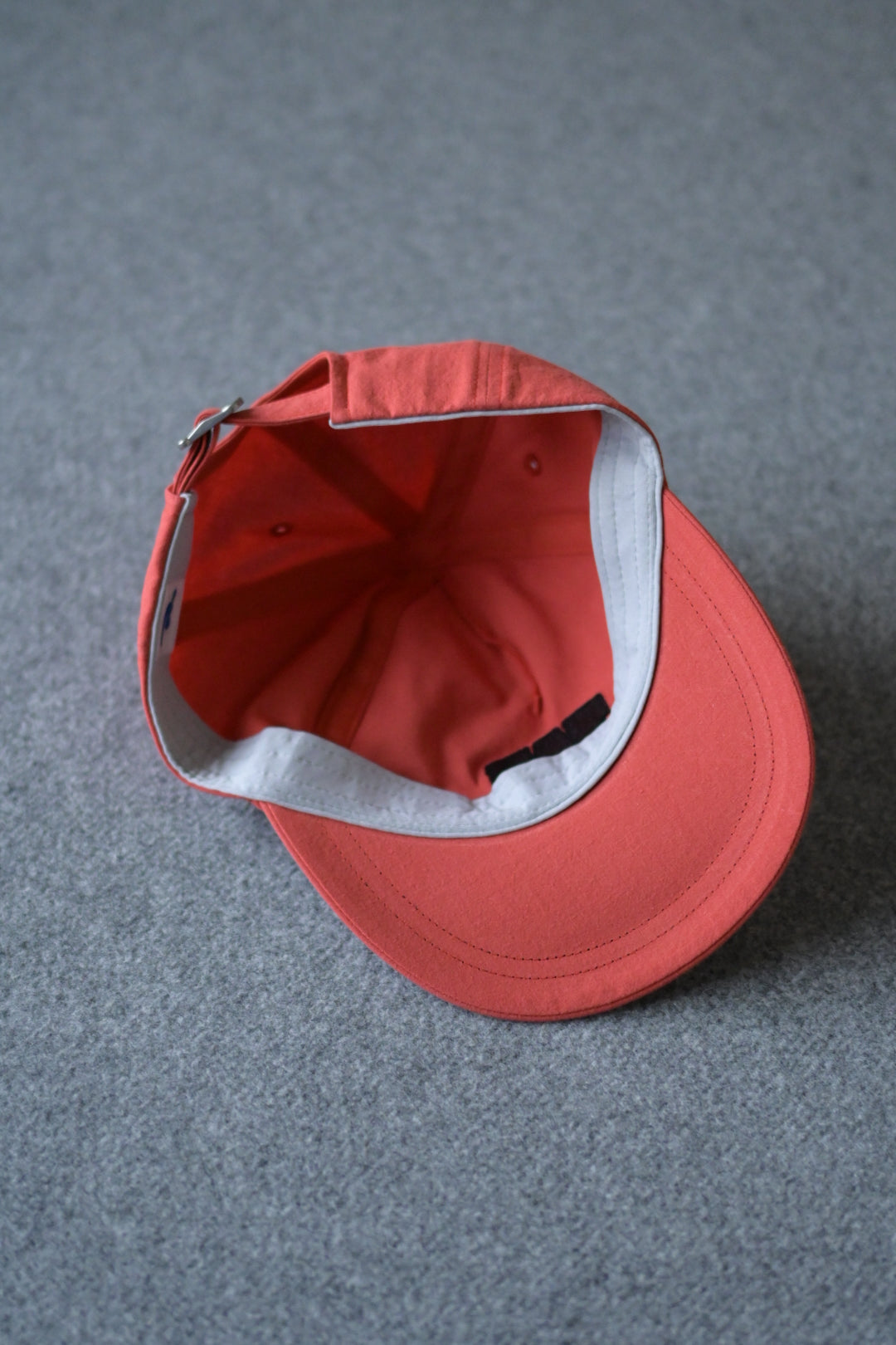 wonderland (ワンダーランド) - Inisials Cap