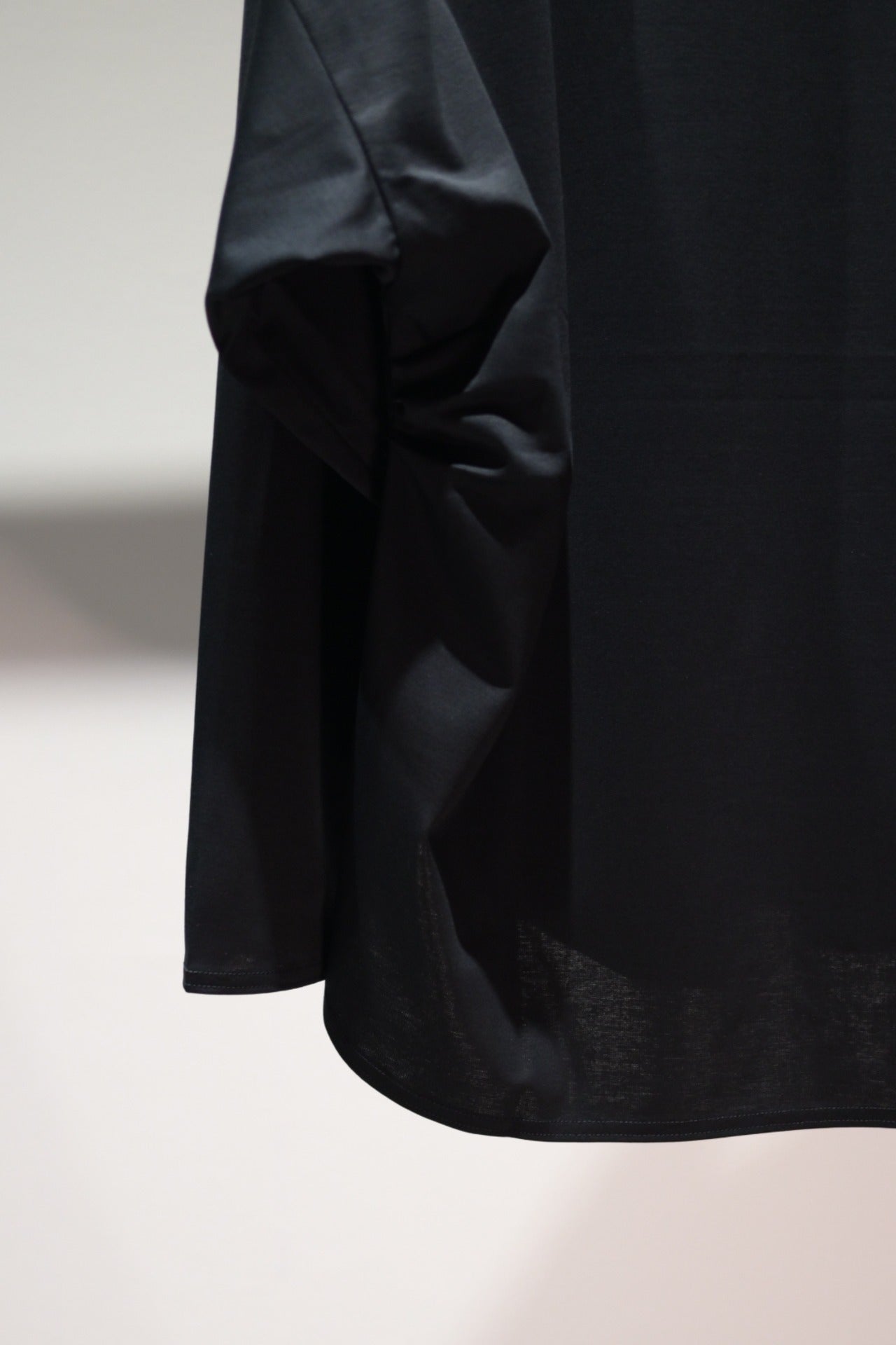 VU - basic long t-shirts [BLACK]