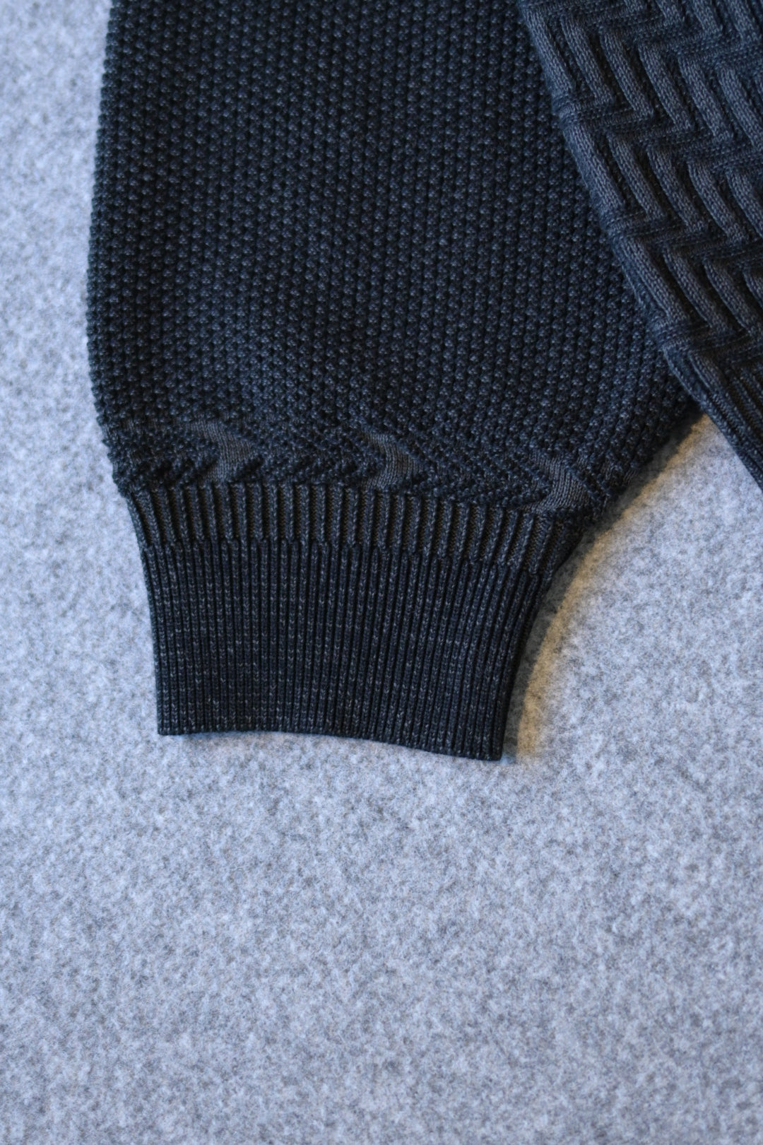 YASHIKI - Yukishiro Knit [BLACK]