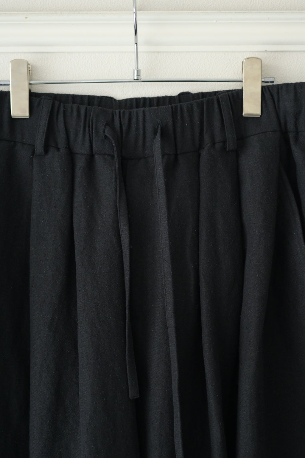 Blanc YM - Linen Silk Wide Knee Tuck Pants