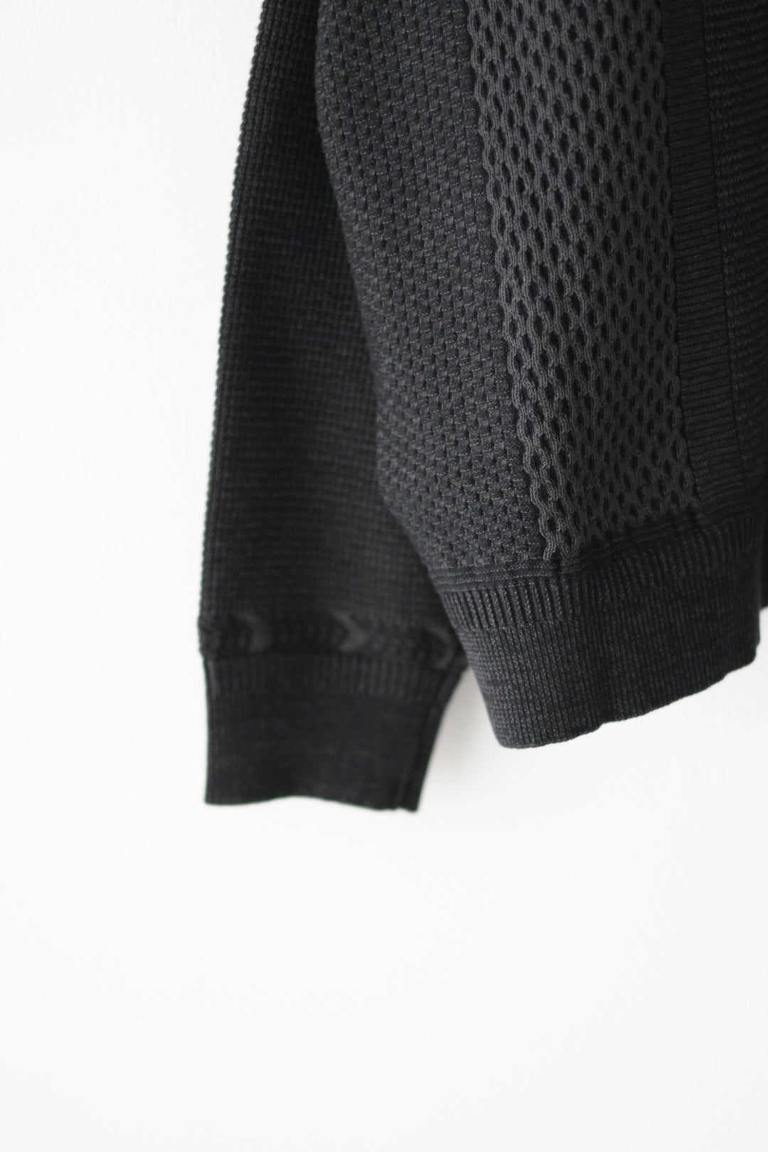 YASHIKI - Karita Half Zip Knit [BLACK]