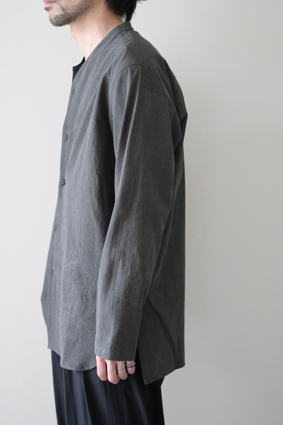 Yamauchi - Black dyed strong twist cotton voile cloth pajama shirt