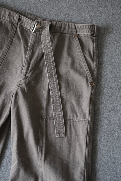 phebus - SULFUR DYE DENIM BELTED PANTS [GRAY]