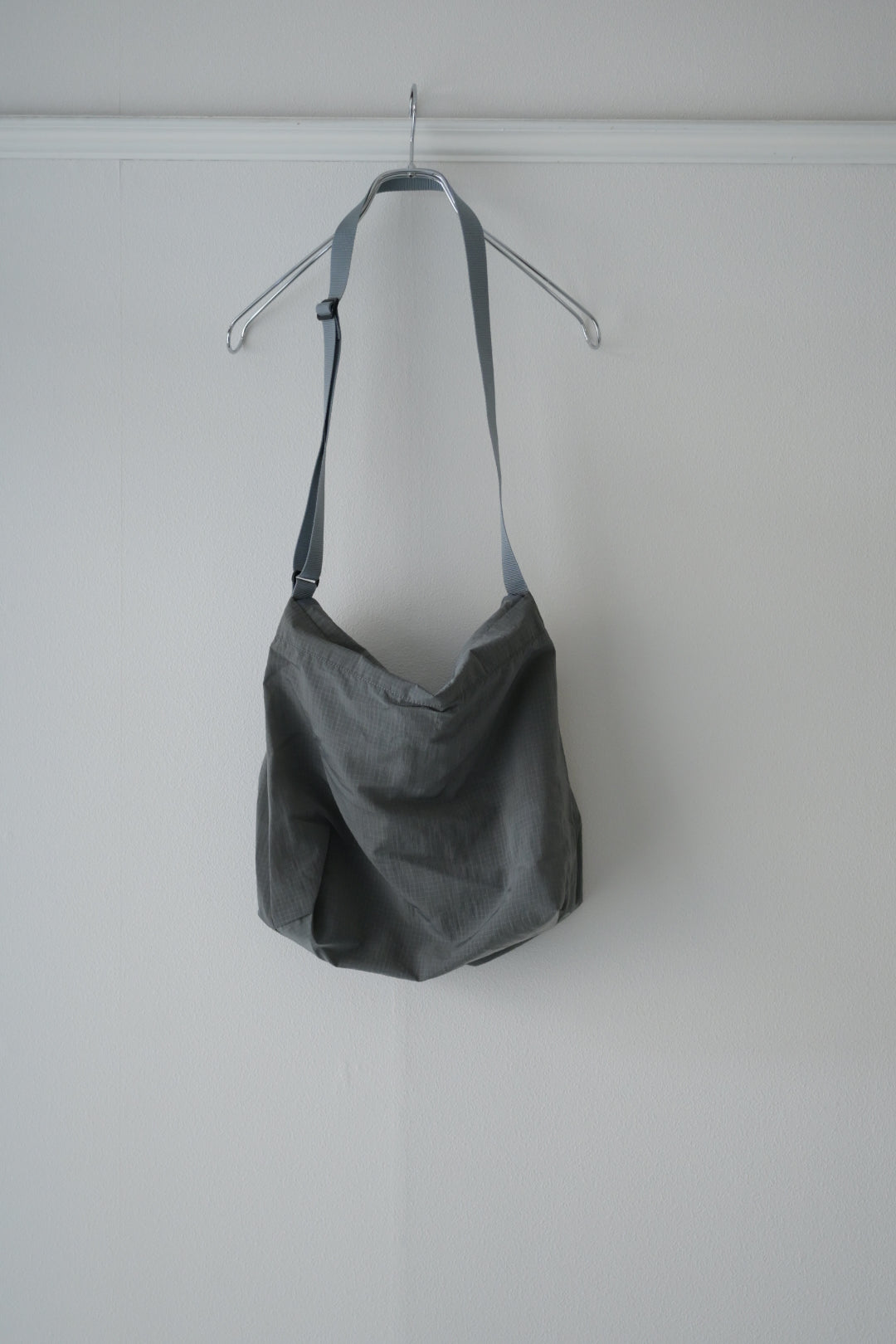 wonderland (ワンダーランド) - Large Pocket