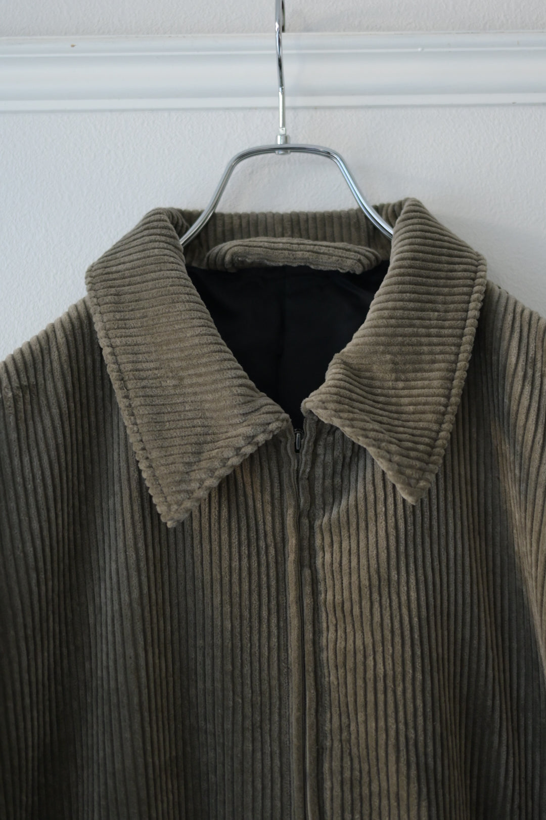Blanc YM - Corduroy Padded JKT