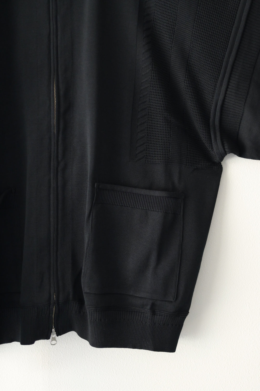 YASHIKI - Akiyo Zip Cardigan [BLACK]