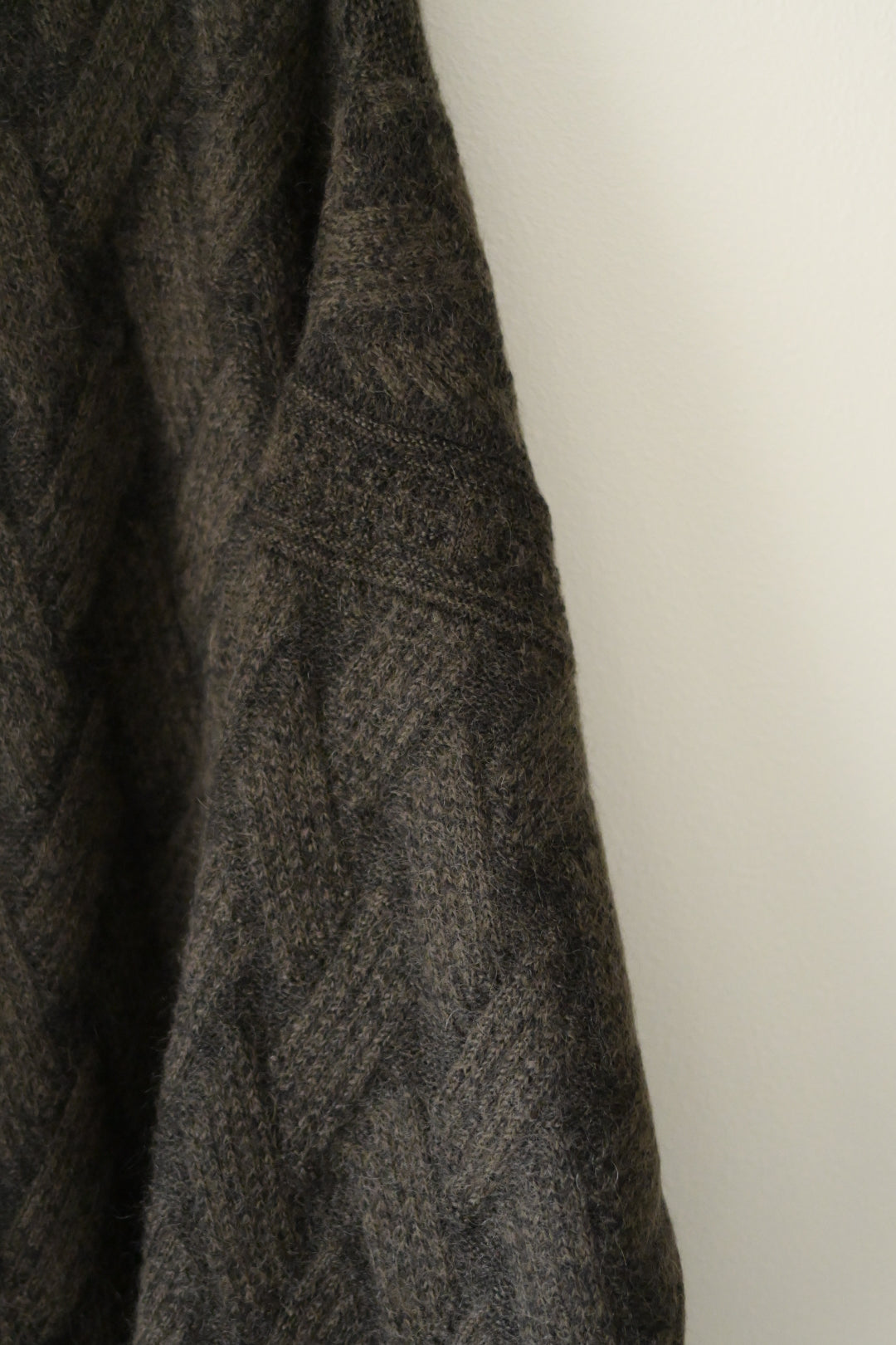 YASHIKI - Ochiba mohair Knit [OLIVE]
