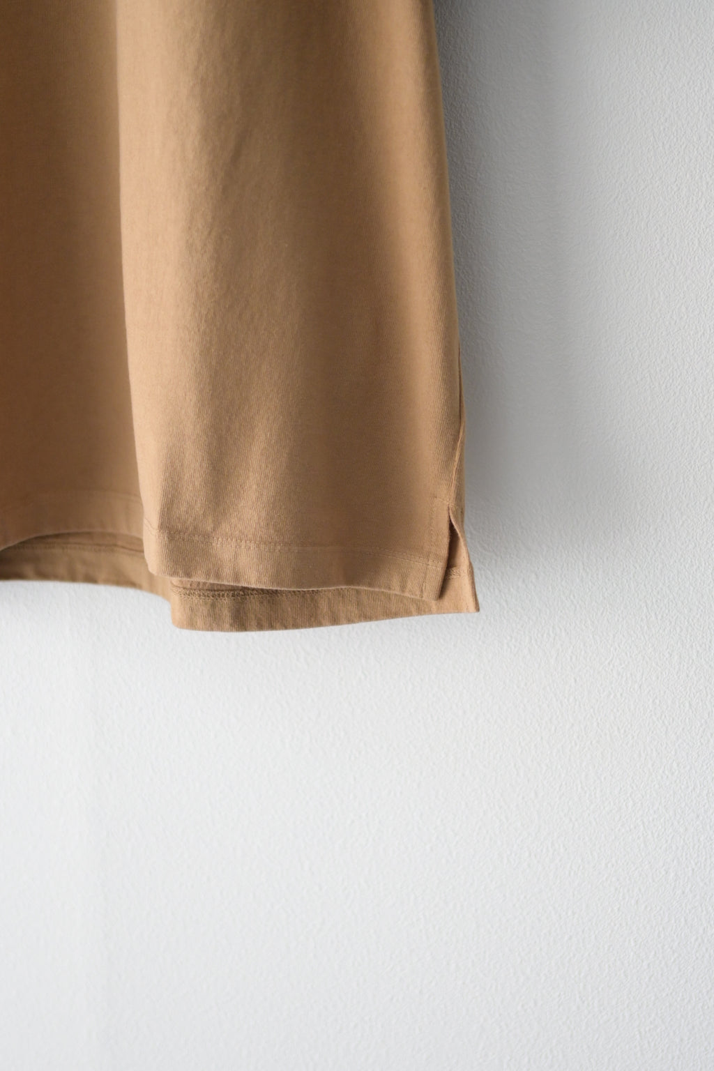 wonderland  - Daily T-shirts