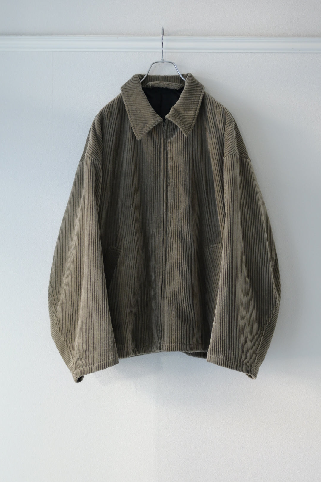 Blanc YM - Corduroy Padded JKT