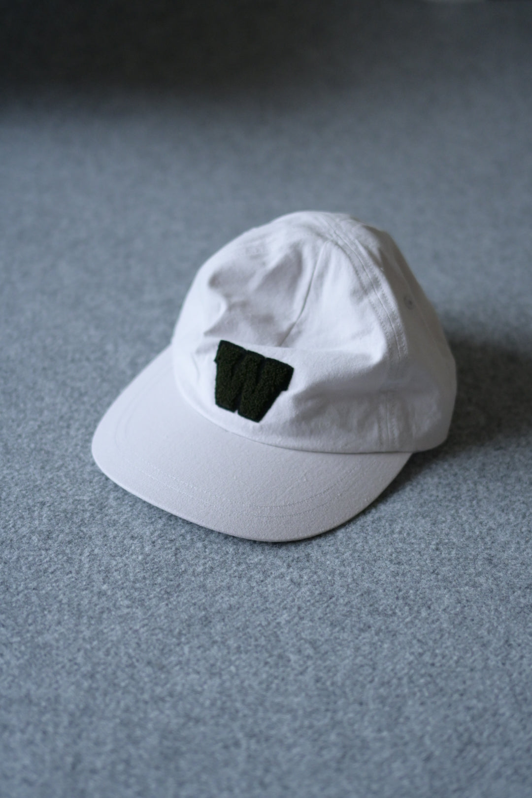 wonderland (ワンダーランド) - Inisials Cap