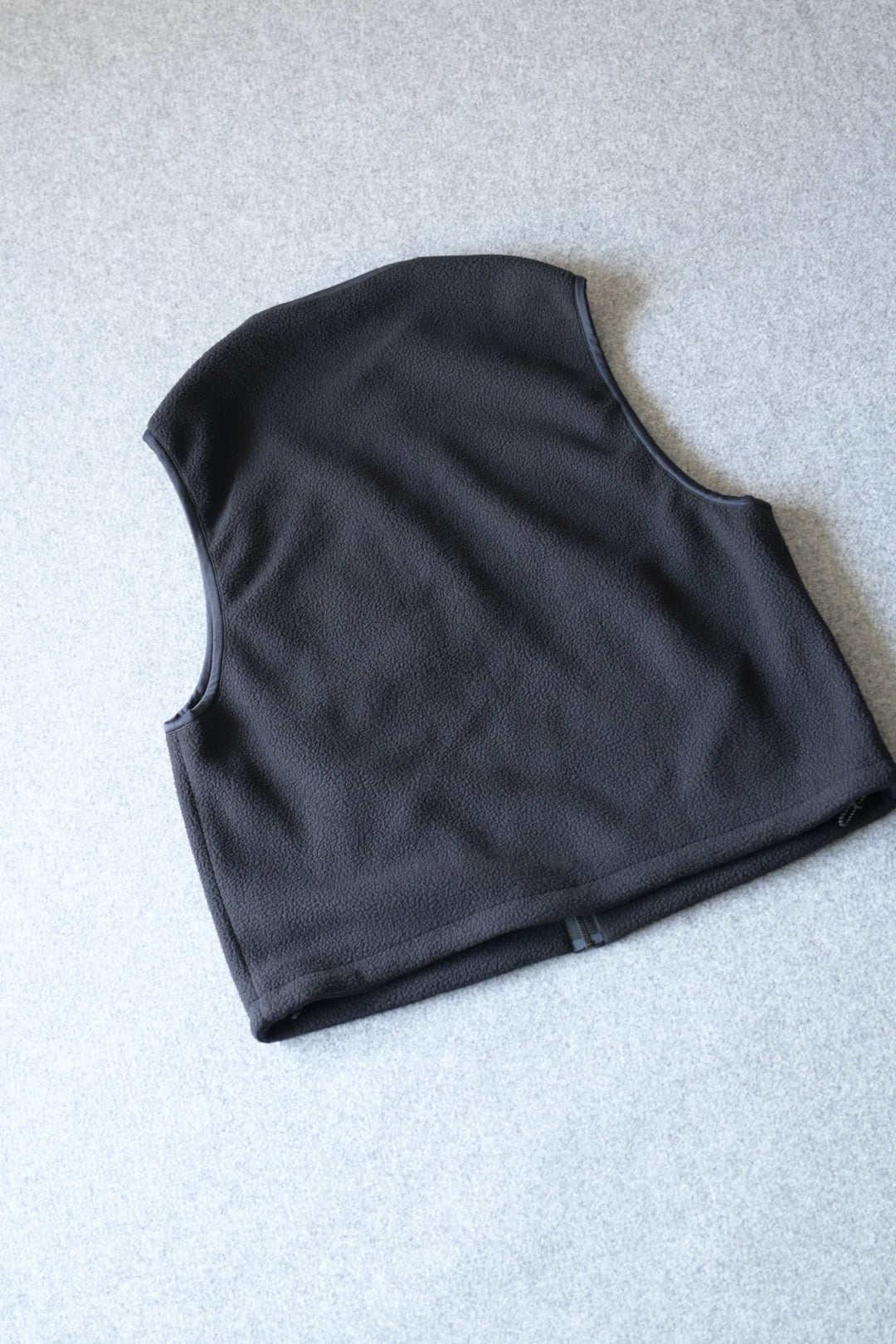 wonderland - Store Vest [BLACK]