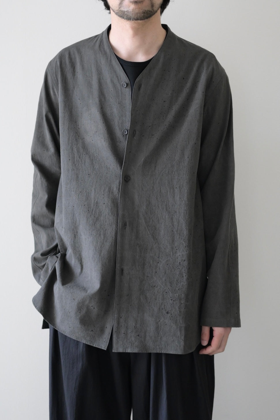 Yamauchi - Black dyed strong twist cotton voile cloth pajama shirt