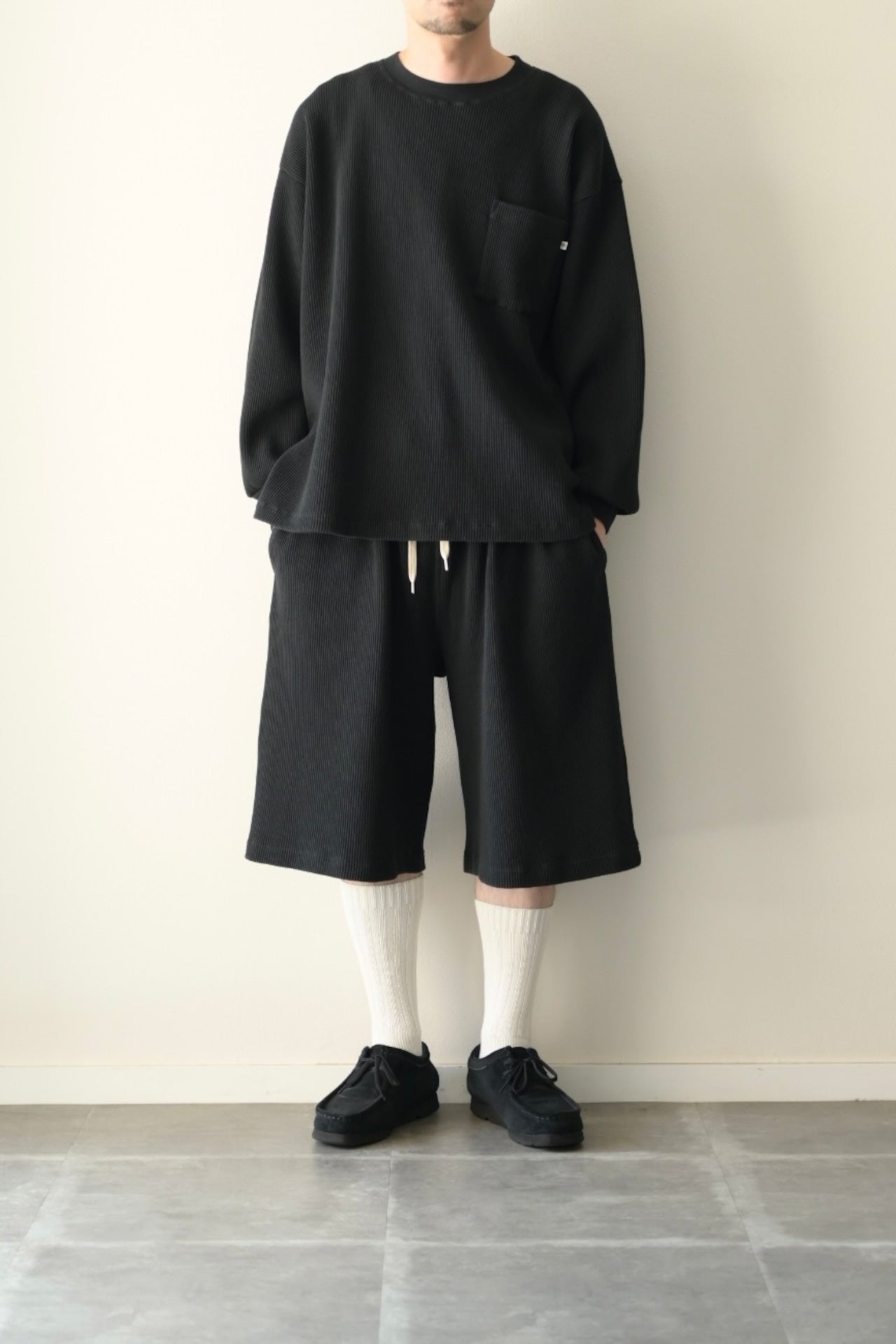 wonderland - Waffle L/S [BLACK]