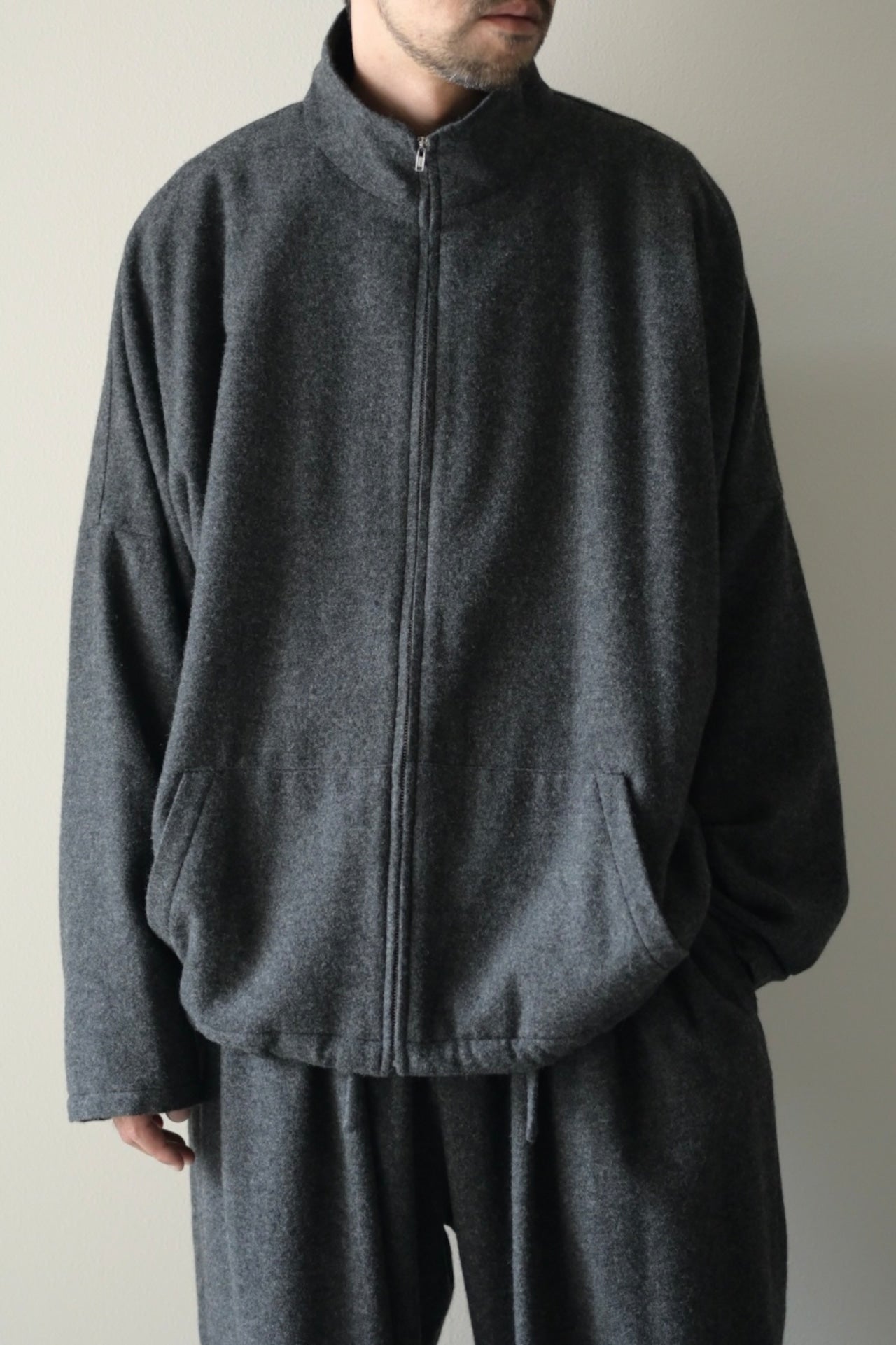 Blanc YM - CASHMERE ZIP JACKET [CHARCOAL GRAY]