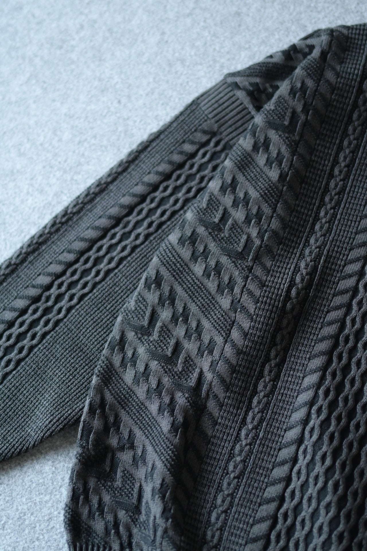 YASHIKI - Fubuki Knit [BLACK]