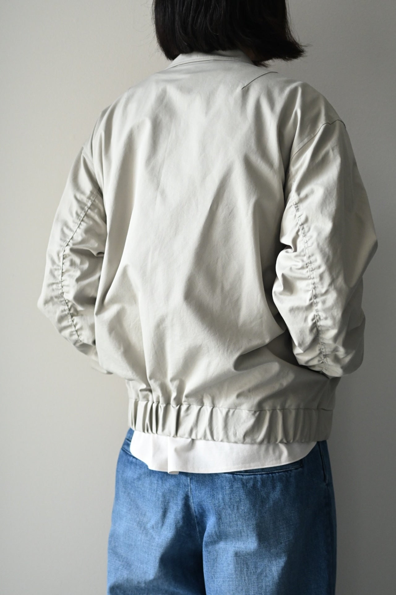VU - short flight blouson [CHALK]