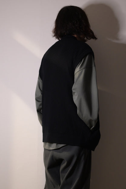 YASHIKI - Mizore Drivers Knit Vest [BLACK]
